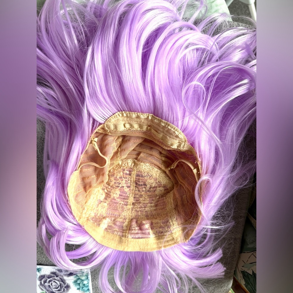 Light Purple Wig Women’s Fashion Hair Halloween/ Costume Party/ Play New in Bag - Picture 3 of 5